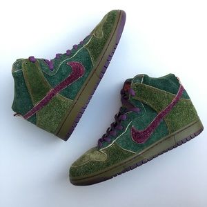 Nike SB Dunk High Skunk 420 (Skunk Dunks)